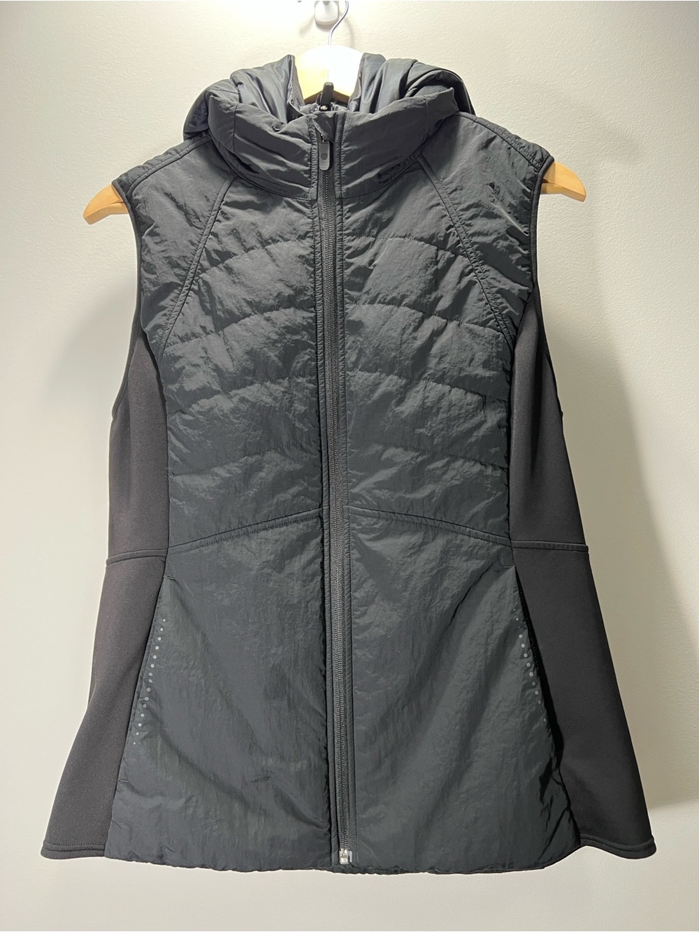 Lululemon Women’s Another Mile Vest Black - Size 12